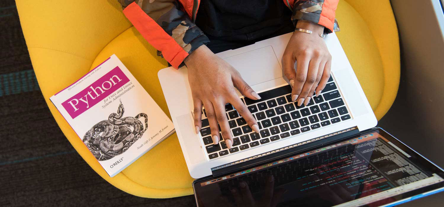 Minuter attachment own clothes but observe his own country.